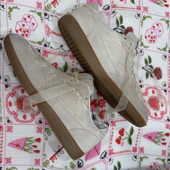 Alohas TB.490 Cream Lace Detail Sneakers – Women’s Size 38 - Picture 4 of 12